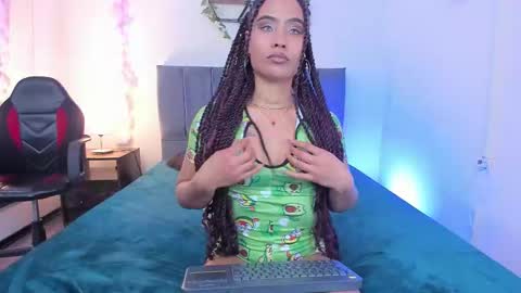 Lucero  online show from 03-08-26, 03:54