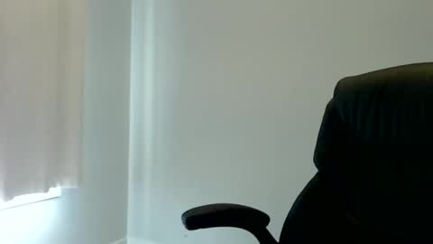 luchislounge online show from 04-19-26, 05:34