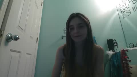 Luci Layne online show from 03-02-25, 05:36