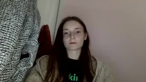 Snapshot of luci_layne chatting on 06-15-26, 06:43 Luci Layne online show from 06-15-26, 06:43