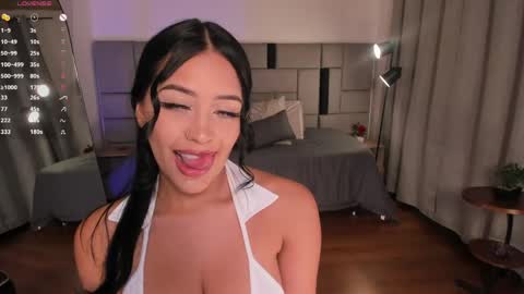 Snapshot of luci_naughty_ chatting on 05-21-26, 03:46 Luciana Rest time I will return on December 2. online show from 05-21-26, 03:46