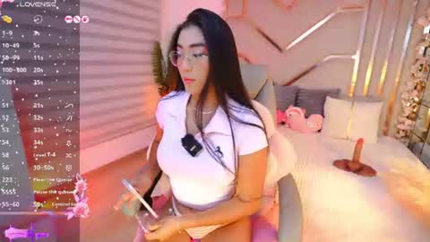 Snapshot of luci_tender chatting on 07-17-26, 08:24 hanna online show from 07-17-26, 08:24