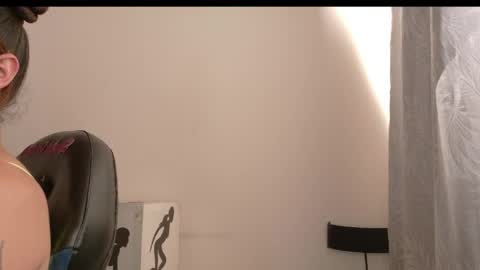 lucia_evans21 online show from 04-13-26, 08:47