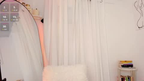 Lucia online show from 01-27-25, 06:20