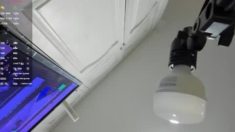 L U C I A online show from 04-20-26, 12:41