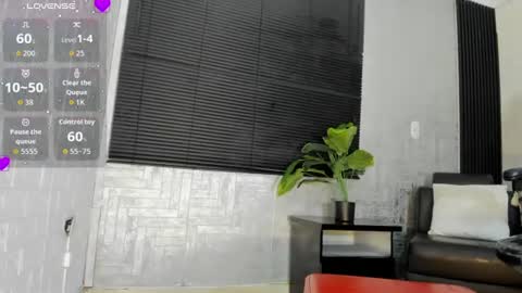 L U C I A online show from 06-27-26, 12:33