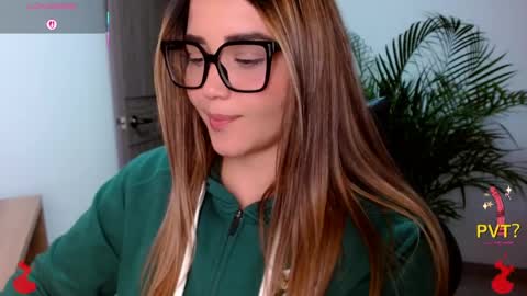 lucia star  online show from 03-31-26, 01:07