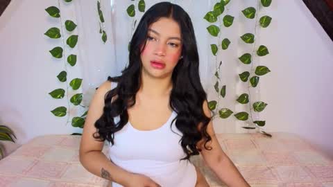 lucia_sweeet online show from 12-01-25, 02:11