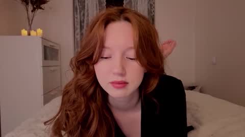 Lucia online show from 03-04-26, 08:04