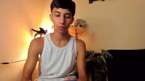 Pirulo online show from 12-17-25, 03:29