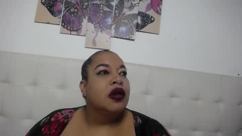 Snapshot of luciana_milf1 chatting on 12-10-24, 11:00 Luciana online show from 12-10-24, 11:00