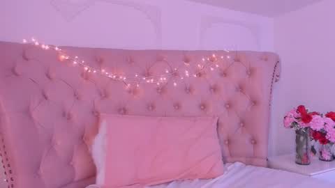 Luciana online show from 11-29-25, 09:18