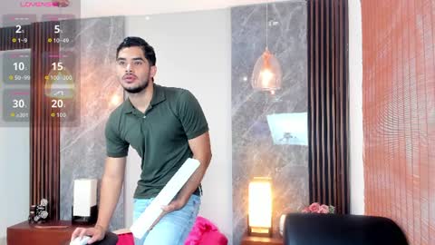 Snapshot of luciano_vitale_ chatting on 06-24-26, 12:15 Luciano online show from 06-24-26, 12:15