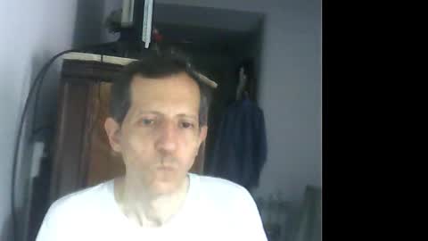 Luciano online show from 02-19-25, 05:27
