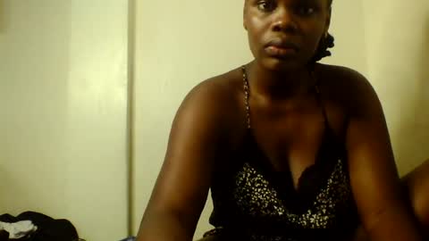 luciaresa online show from 07-15-26, 03:23