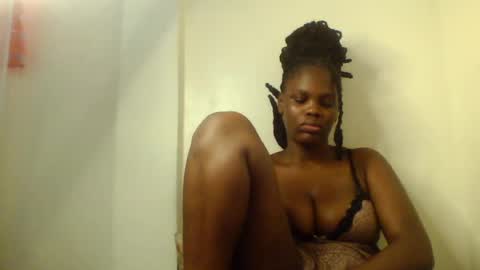 luciaresa online show from 07-19-26, 06:50