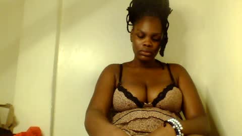 luciaresa online show from 07-25-26, 03:15
