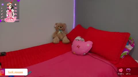 Snapshot of luciarousse chatting on 07-03-26, 11:44 Lucia online show from 07-03-26, 11:44