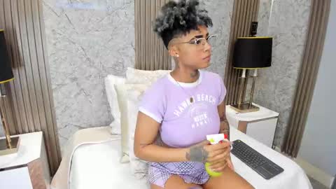  lucia wallace  online show from 02-18-26, 11:01