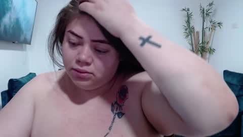 luciaxoxo69 online show from 01-22-25, 01:53
