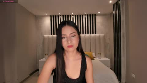 Lucie Martin online show from 03-28-26, 07:35