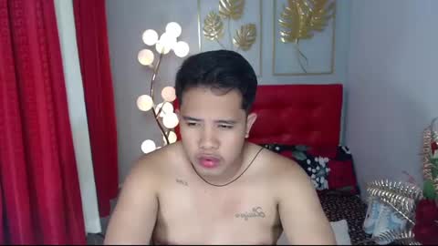 Snapshot of luciferhotcum chatting on 02-08-25, 11:13 Luciferhotcum online show from 02-08-25, 11:13