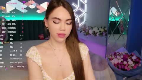 MimiFors online show from 03-11-26, 04:57