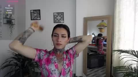 luciiana online show from 02-21-25, 07:21