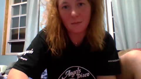 Snapshot of luciii113 chatting on 01-09-26, 03:53 luciii113 online show from 01-09-26, 03:53