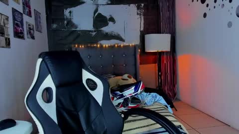 luckk_ online show from 05-01-26, 07:13