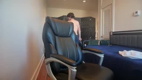 Snapshot of lucky_bme chatting on 02-12-26, 01:39 lucky_bme online show from 02-12-26, 01:39