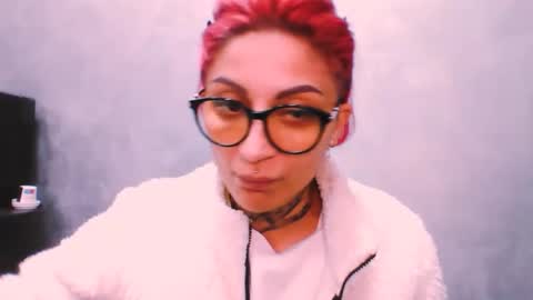 lucky_denizz online show from 11-30-25, 08:51