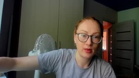 Snapshot of lucky_licky20 chatting on 07-14-26, 02:05 lucky_licky20 online show from 07-14-26, 02:05