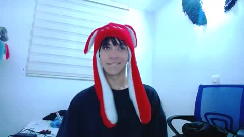 lucky_strickee online show from 10-14-25, 04:46