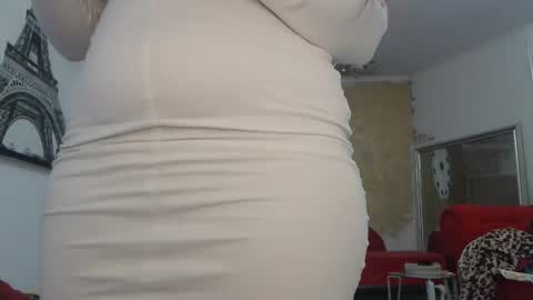 Snapshot of luckyanabella chatting on 02-01-26, 11:53 Ana online show from 02-01-26, 11:53