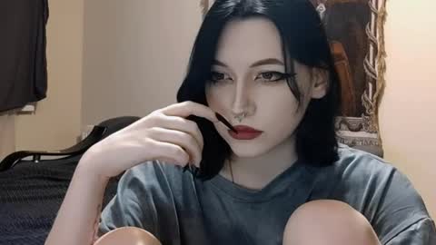 Snapshot of luckybastrad0677 chatting on 06-02-26, 11:18 luckybastrad0677 online show from 06-02-26, 11:18