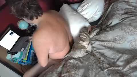 Snapshot of luckyblondecouple chatting on 12-07-24, 01:51 LuckyBlondeCouple online show from 12-07-24, 01:51