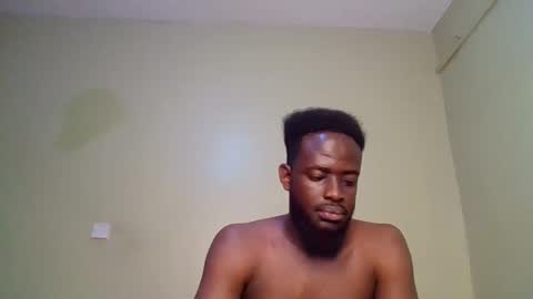 Snapshot of luckycharly chatting on 01-31-25, 02:37 MASTER  DOM online show from 01-31-25, 02:37