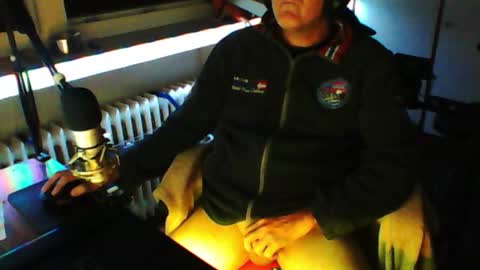        call me  Stefan online show from 09-12-25, 01:17