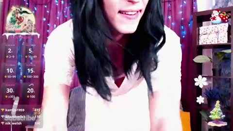 Snapshot of luckyguy_7 chatting on 12-28-24, 07:22 Christy online show from 12-28-24, 07:22