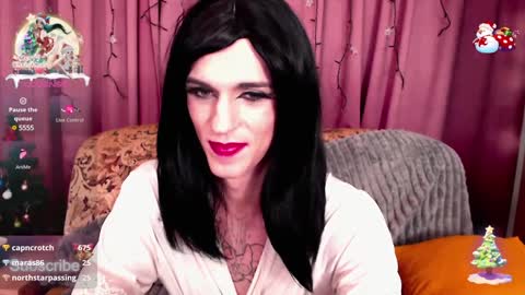 Snapshot of luckyguy_7 chatting on 01-13-25, 03:12 Christy online show from 01-13-25, 03:12