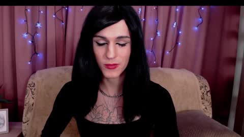 Snapshot of luckyguy_7 chatting on 02-07-25, 09:26 Christy online show from 02-07-25, 09:26