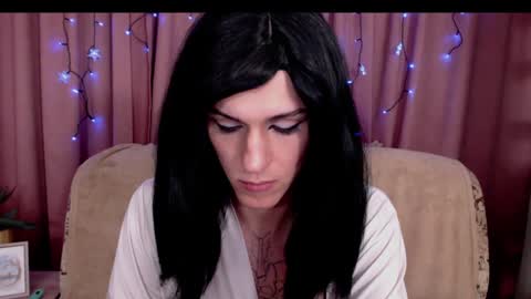 Snapshot of luckyguy_7 chatting on 02-08-25, 11:55 Christy online show from 02-08-25, 11:55