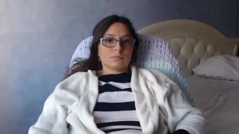 luckylinda23 online show from 10-15-25, 09:20