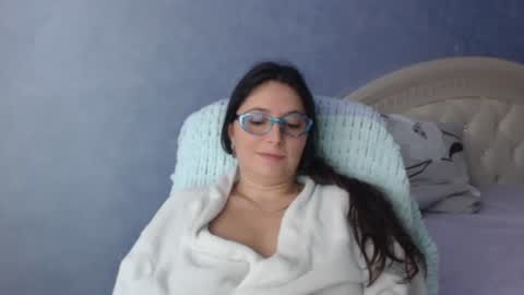 luckylinda23 online show from 11-08-25, 10:48