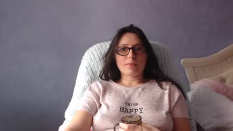 Snapshot of luckylinda23 chatting on 04-29-26, 09:02 luckylinda23 online show from 04-29-26, 09:02