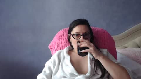 Snapshot of luckylinda23 chatting on 05-02-26, 09:36 luckylinda23 online show from 05-02-26, 09:36