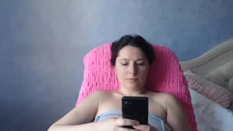 Snapshot of luckylinda23 chatting on 05-27-26, 10:12 luckylinda23 online show from 05-27-26, 10:12