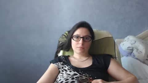 Snapshot of luckylinda23 chatting on 06-14-26, 09:44 luckylinda23 online show from 06-14-26, 09:44