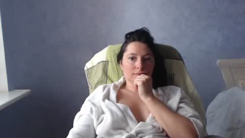 Snapshot of luckylinda23 chatting on 07-05-26, 09:16 luckylinda23 online show from 07-05-26, 09:16